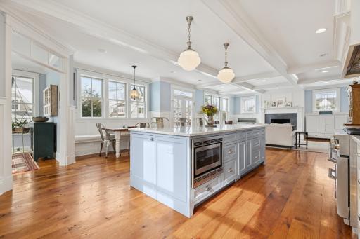 20575 Summerville Road, Excelsior, MN 55331