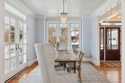 20575 Summerville Road, Excelsior, MN 55331