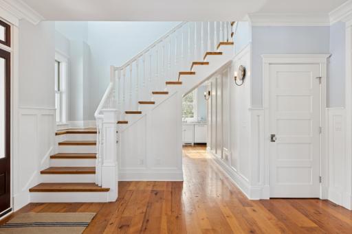 20575 Summerville Road, Excelsior, MN 55331