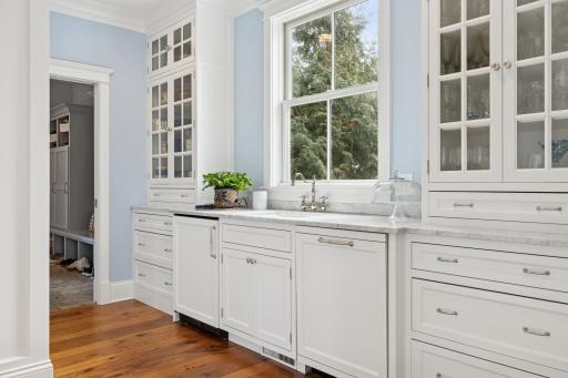 20575 Summerville Road, Excelsior, MN 55331