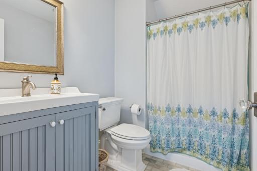 20575 Summerville Road, Excelsior, MN 55331