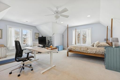 20575 Summerville Road, Excelsior, MN 55331