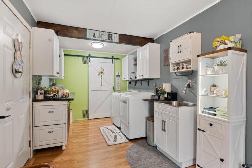 1581 SW 28th Street, Owatonna, MN 55060