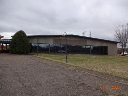 13435 60th Street N, Oak Park Heights, MN 55082