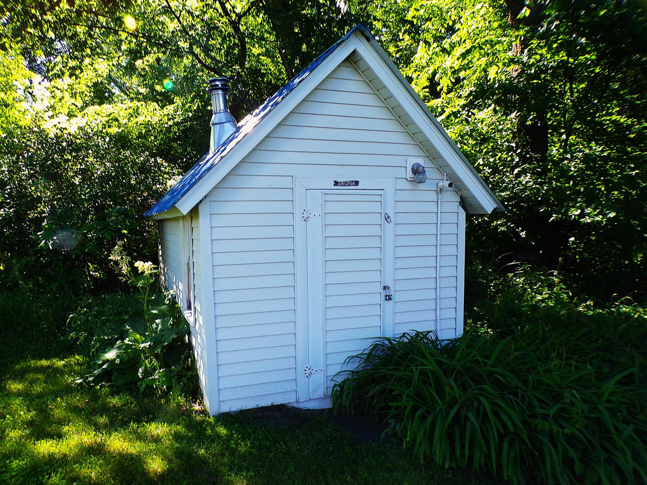 Sauna/Shed