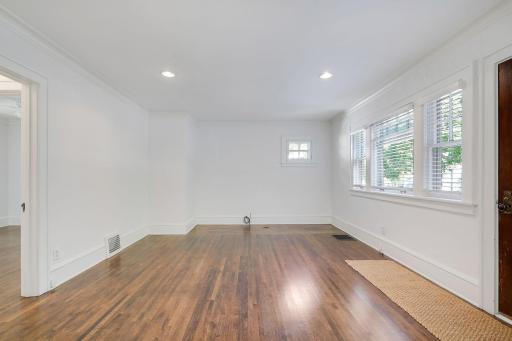 5248 Beard Avenue S, Minneapolis, MN 55410