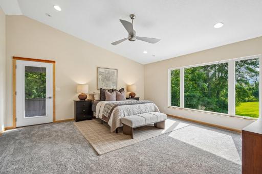 25-web-or-mls-Old Mill Ct-S0508-025.jpg