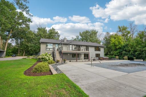 78-web-or-mls-Old Mill Ct-S0508-078.jpg