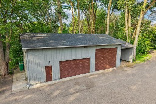 101-web-or-mls-Old Mill Ct-S0508-101.jpg
