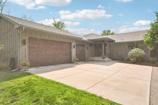 30-web-or-mls-Old Mill Rd-S0207-002.jpg