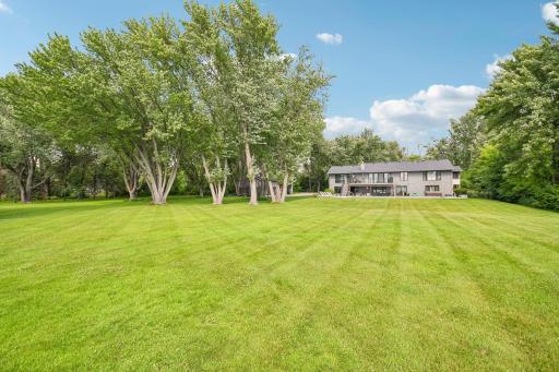 10-web-or-mls-Old Mill Rd-S0207-012.jpg