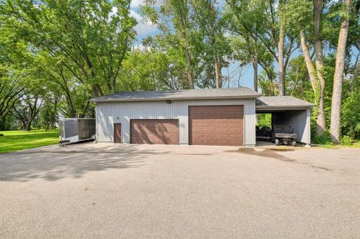 6-web-or-mls-Old Mill Rd-S0207-008.jpg