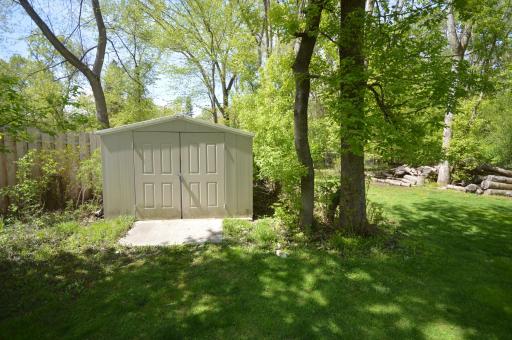 3995 Stockdale Drive, Saint Paul, MN 55127