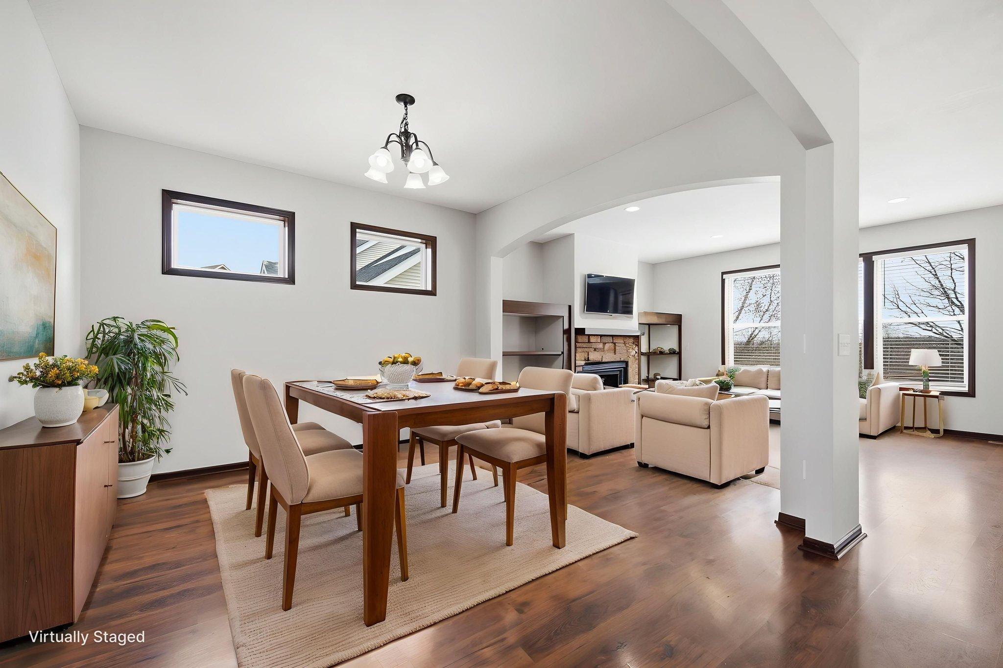 9-web-or-mls-DSC01133_with_fire virtually staged.jpeg