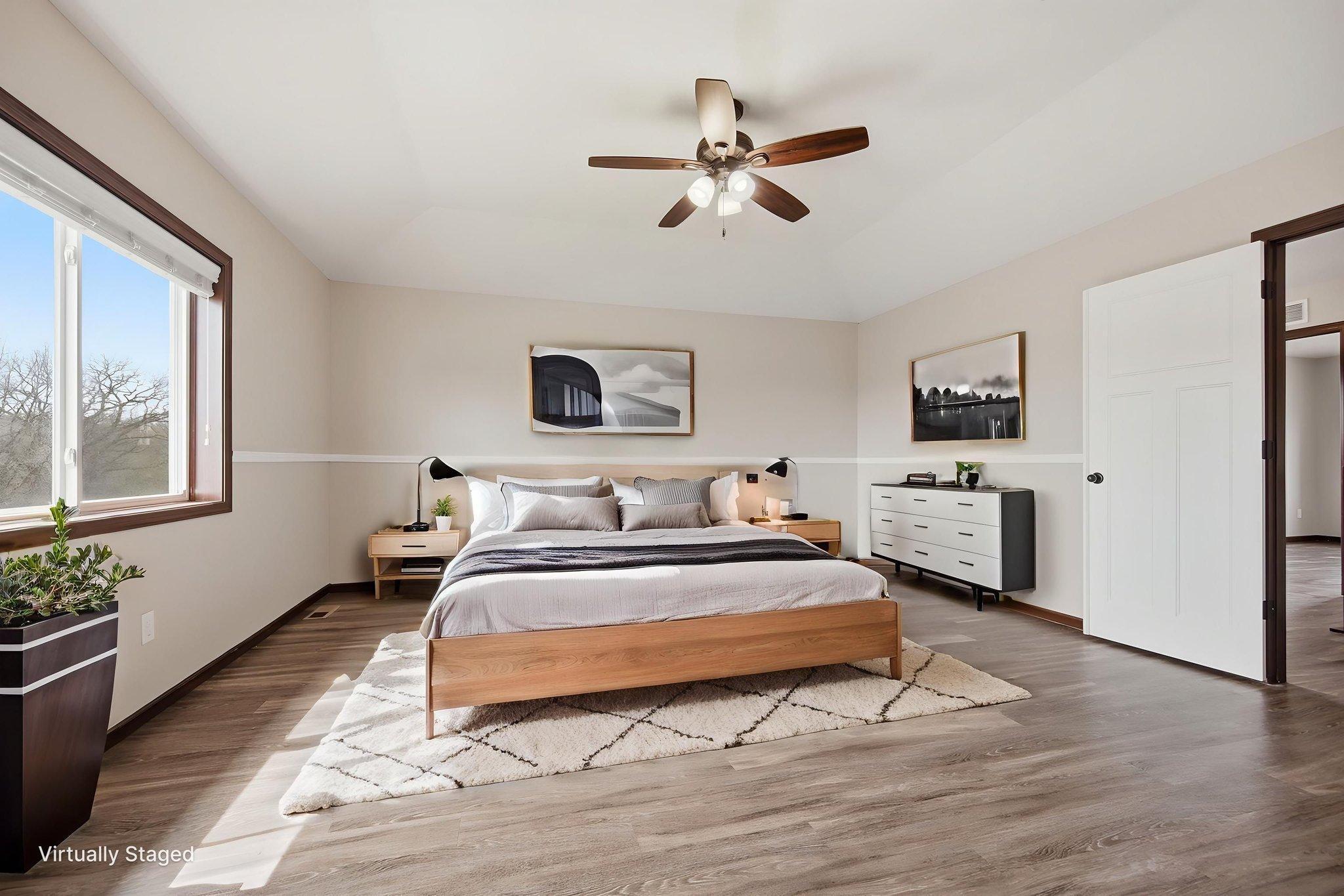 39-web-or-mls-DSC01214 virtually staged.jpeg