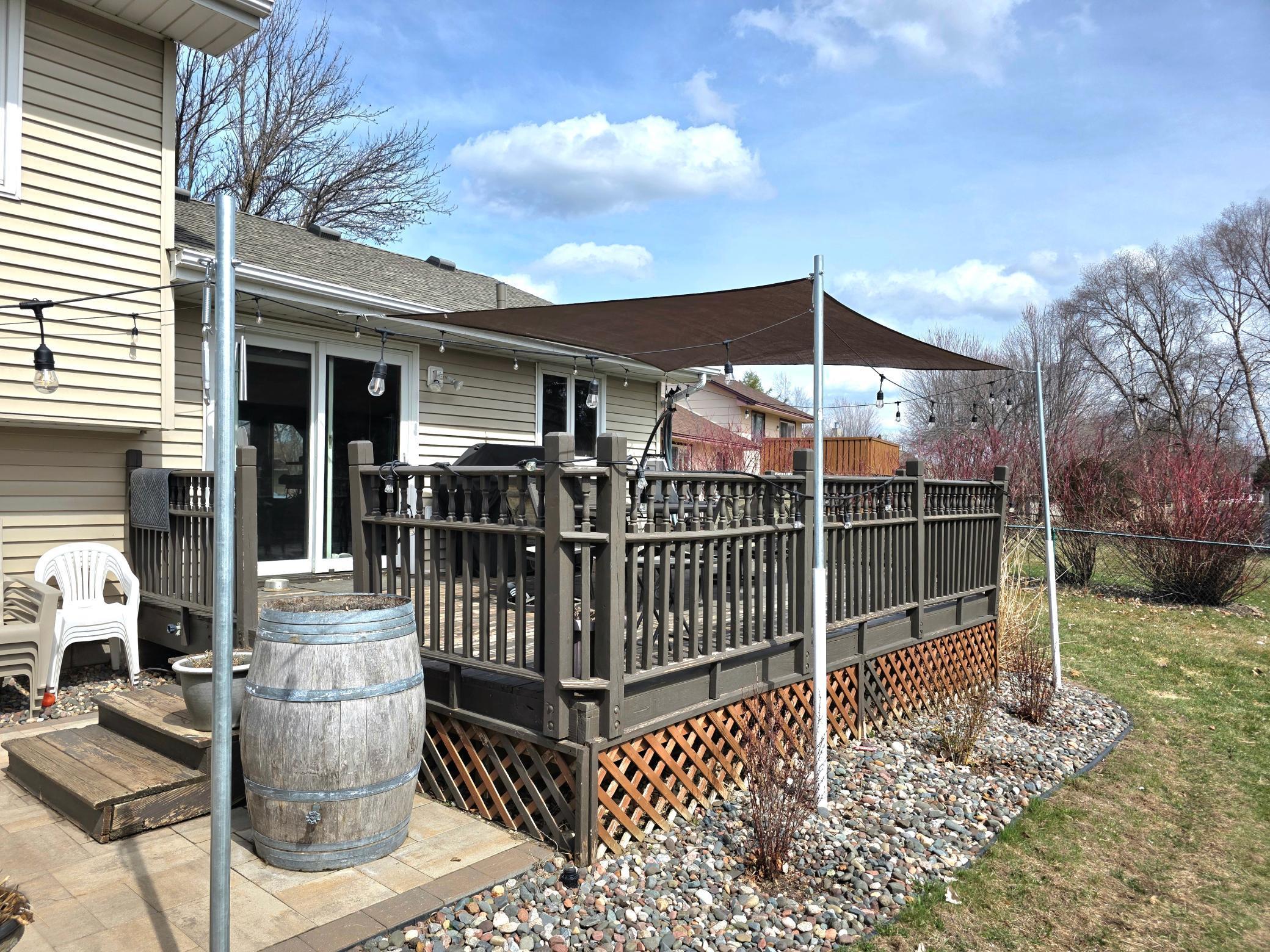 Deck with shade sail