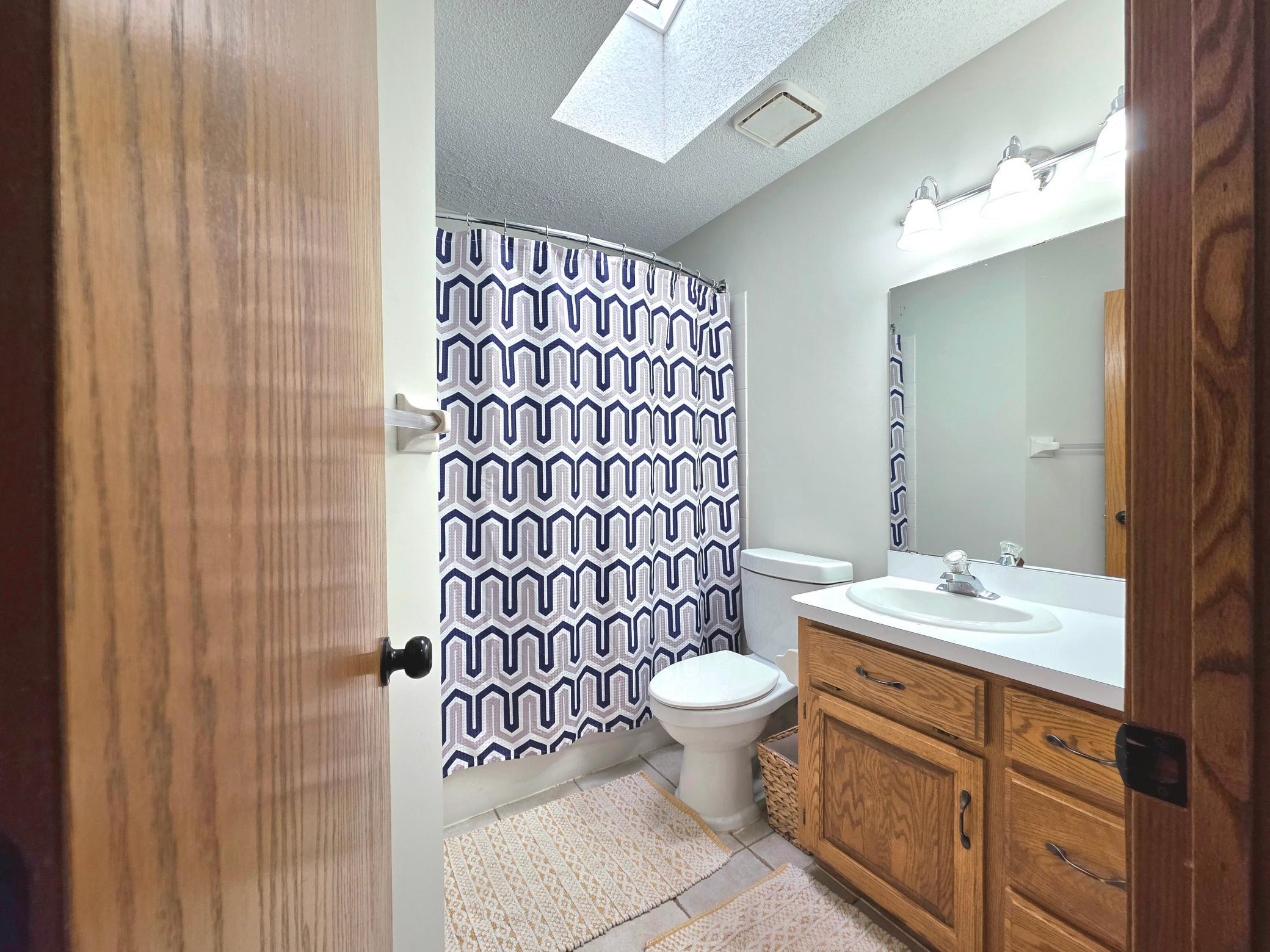 Second Upper Bathroom #1