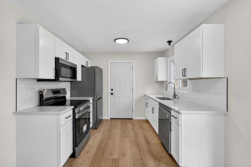 901 120th Avenue NW, Minneapolis, MN 55448
