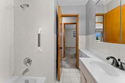 8701 Russell Avenue S, Minneapolis, MN 55431