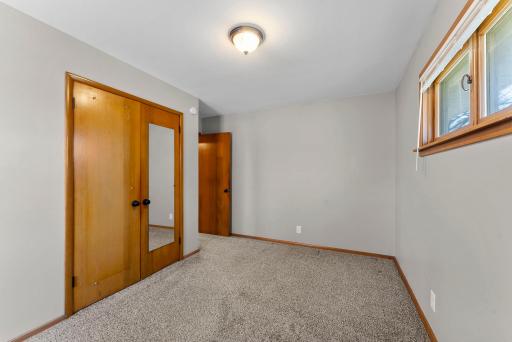 8701 Russell Avenue S, Minneapolis, MN 55431