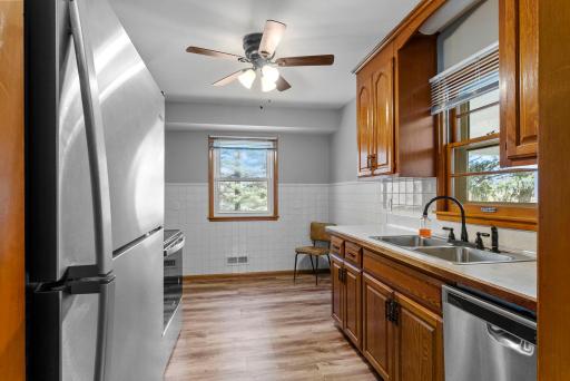 8701 Russell Avenue S, Minneapolis, MN 55431