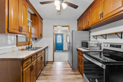 8701 Russell Avenue S, Minneapolis, MN 55431