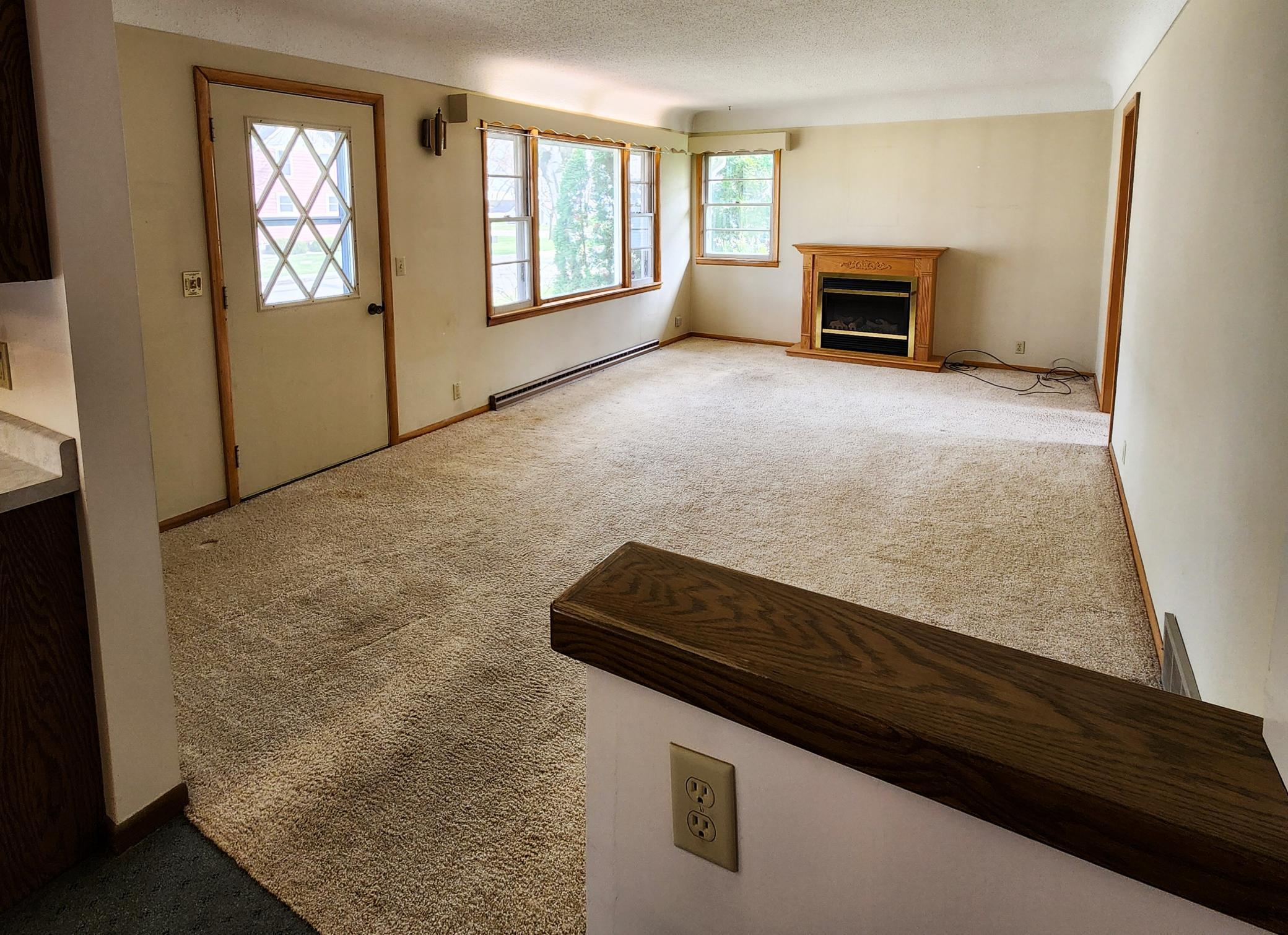 This house has forced air furnace and central air.jpg