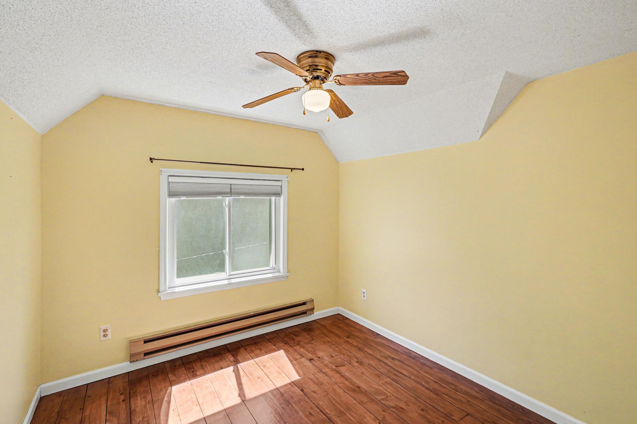 Bedroom 4 - Upper Level