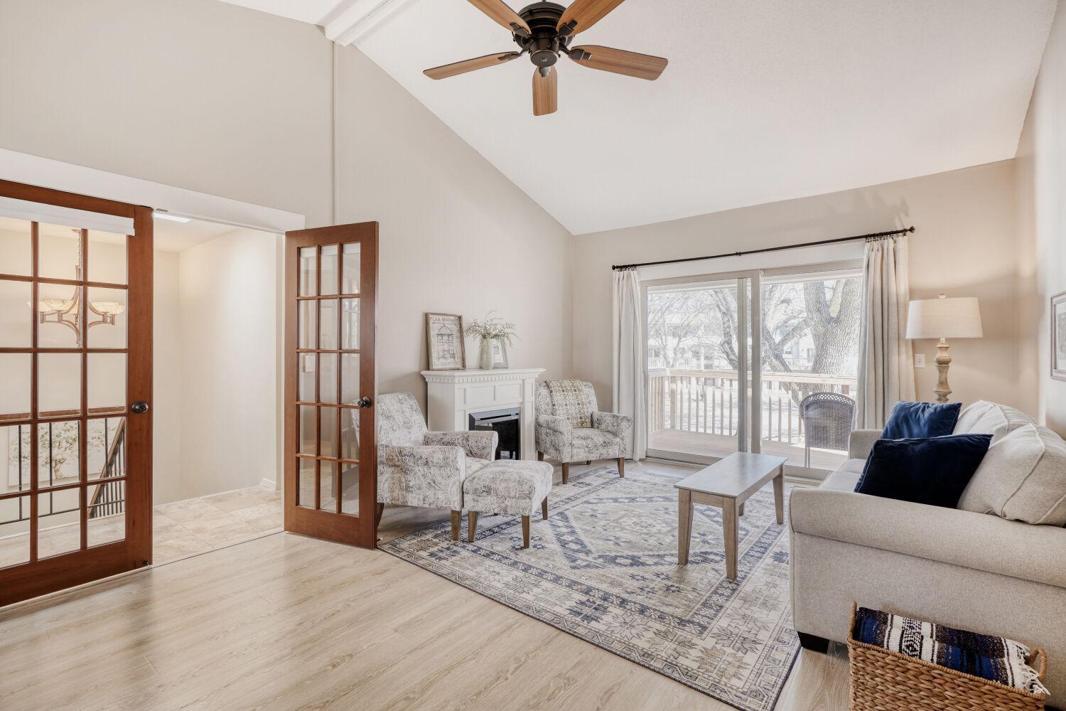 6220 Sandpiper Ct - Bedroom #2.jpg