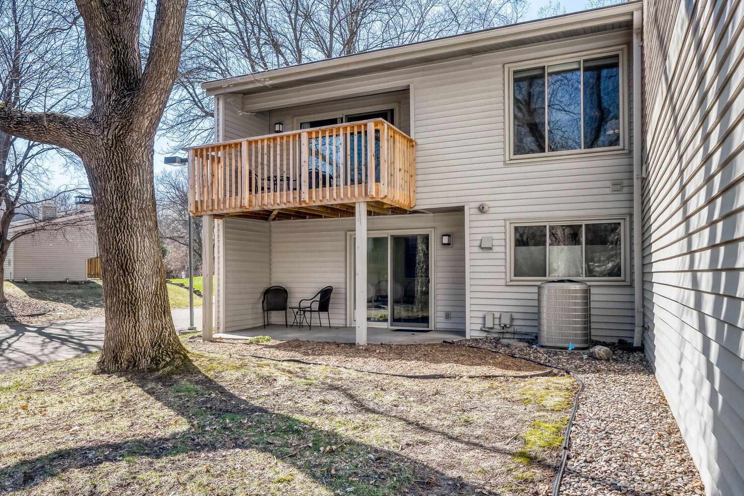 6220 Sandpiper Ct - Exterior Rear.jpg