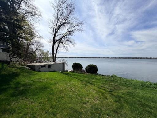809 W Lake Avenue, Worthington, MN 56187