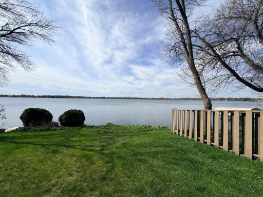 809 W Lake Avenue, Worthington, MN 56187