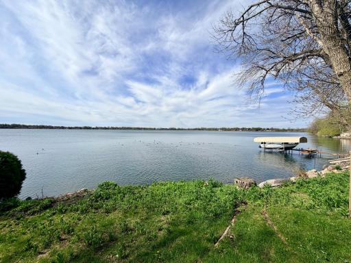 809 W Lake Avenue, Worthington, MN 56187