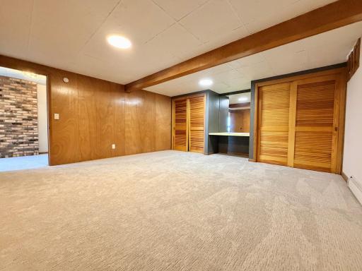 809 W Lake Avenue, Worthington, MN 56187