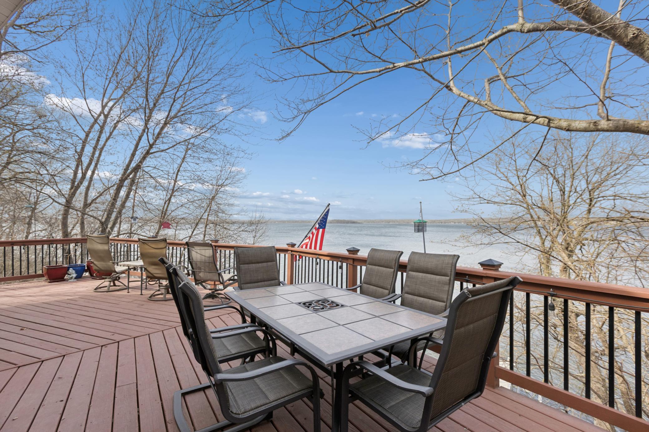 The lakeside deck is ready for you to entertain guests, enjoy a meal with family and friends or just relax as you listen to the wave roll into the shoreline of Lake Koronis.