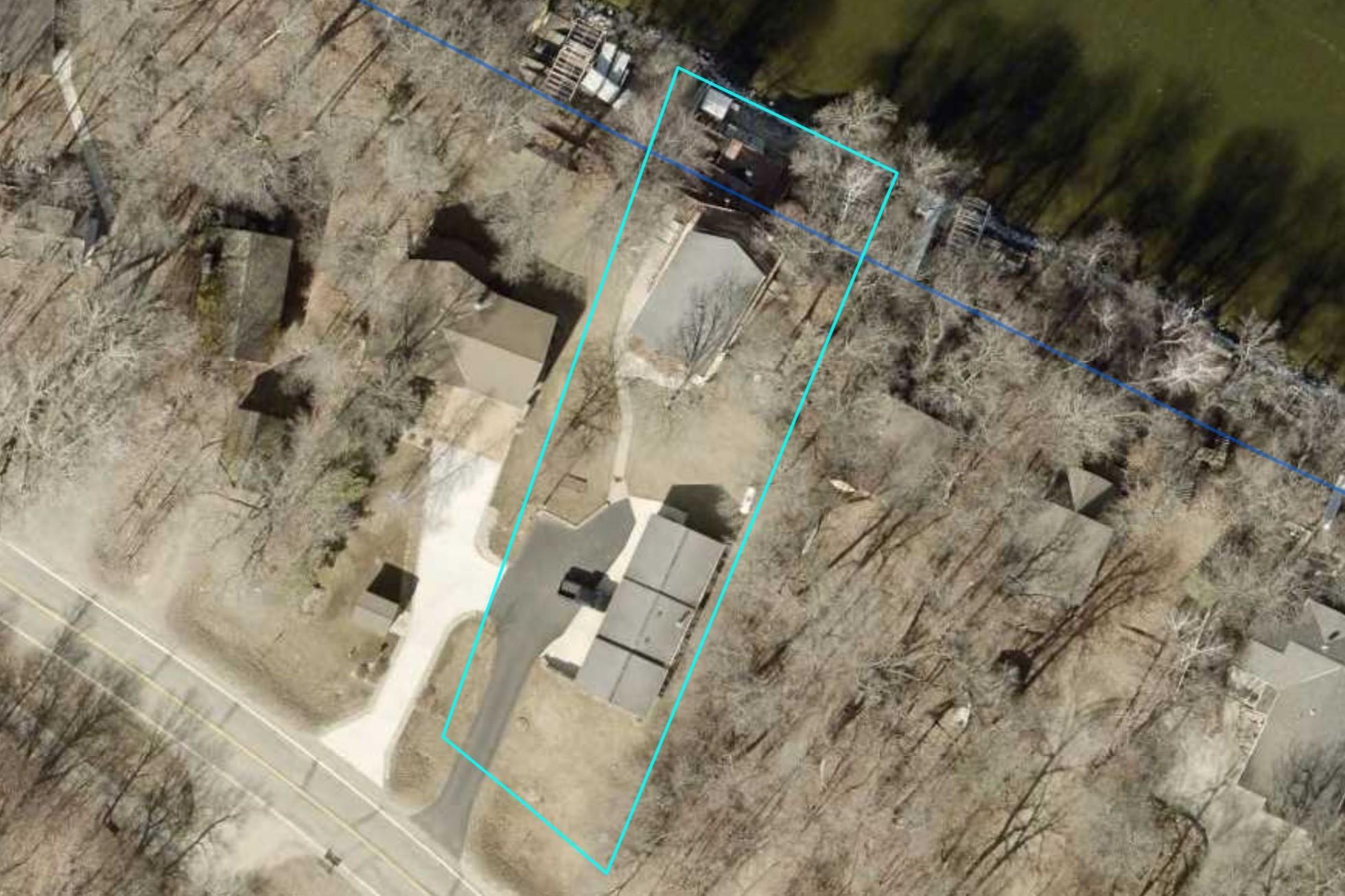 View from Meeker County GIS showing the approximate lot lines for the property.