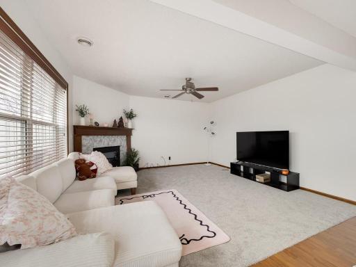 15661 60th Avenue N, Plymouth, MN 55446