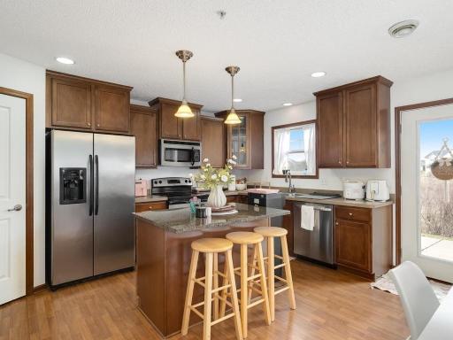 15661 60th Avenue N, Plymouth, MN 55446