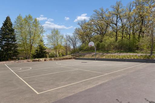 4005 River Valley Way, Saint Paul, MN 55122
