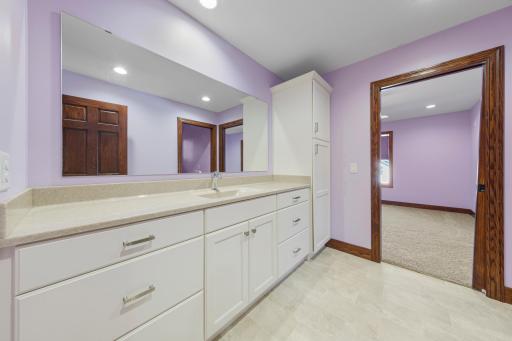 514 State Street N, Waseca, MN 56093