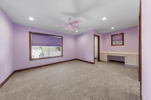 514 State Street N, Waseca, MN 56093