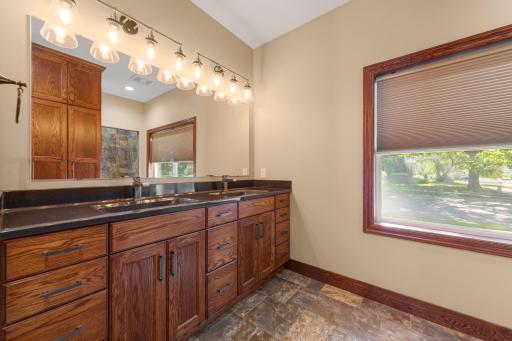 514 State Street N, Waseca, MN 56093