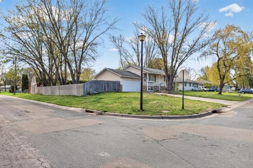 9980 Orleans Lane N, Maple Grove, MN 55369