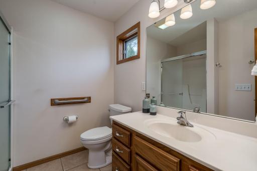 100 Crystal Lane, Mankato, MN 56001