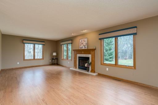 100 Crystal Lane, Mankato, MN 56001