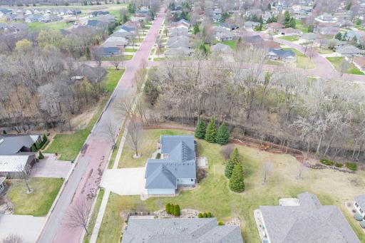 100 Crystal Lane, Mankato, MN 56001