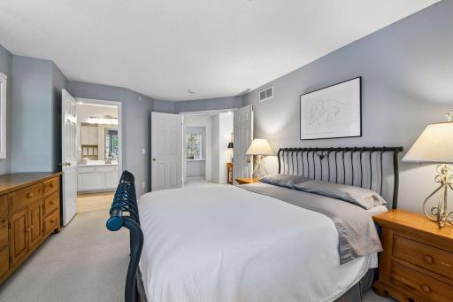 921 Fairfield Way, Minnetonka, MN 55305