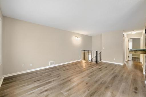 4668 Penkwe Way, Eagan, MN 55122