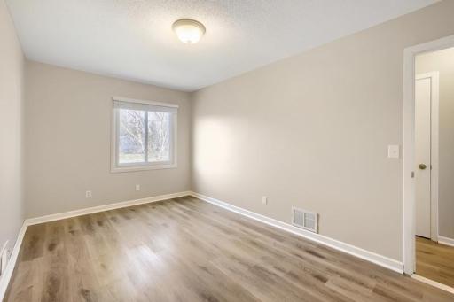 4668 Penkwe Way, Eagan, MN 55122