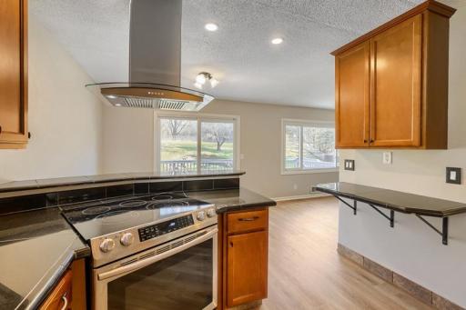 4668 Penkwe Way, Eagan, MN 55122